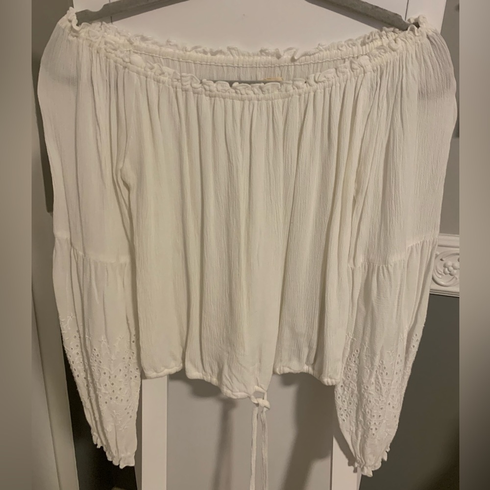 White off the should blouse - holister size S